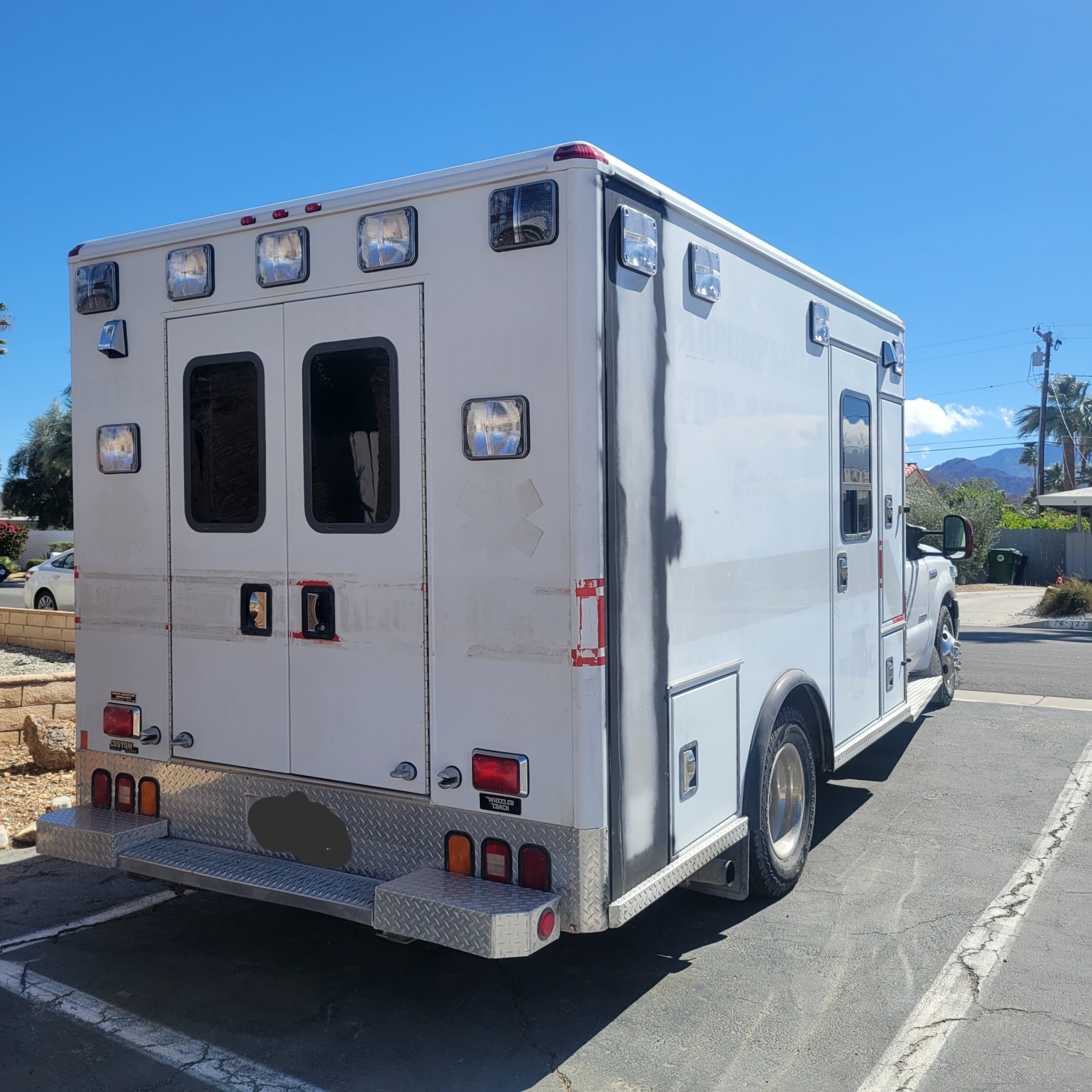 Ambulance – New Light&nbsp;Lenses